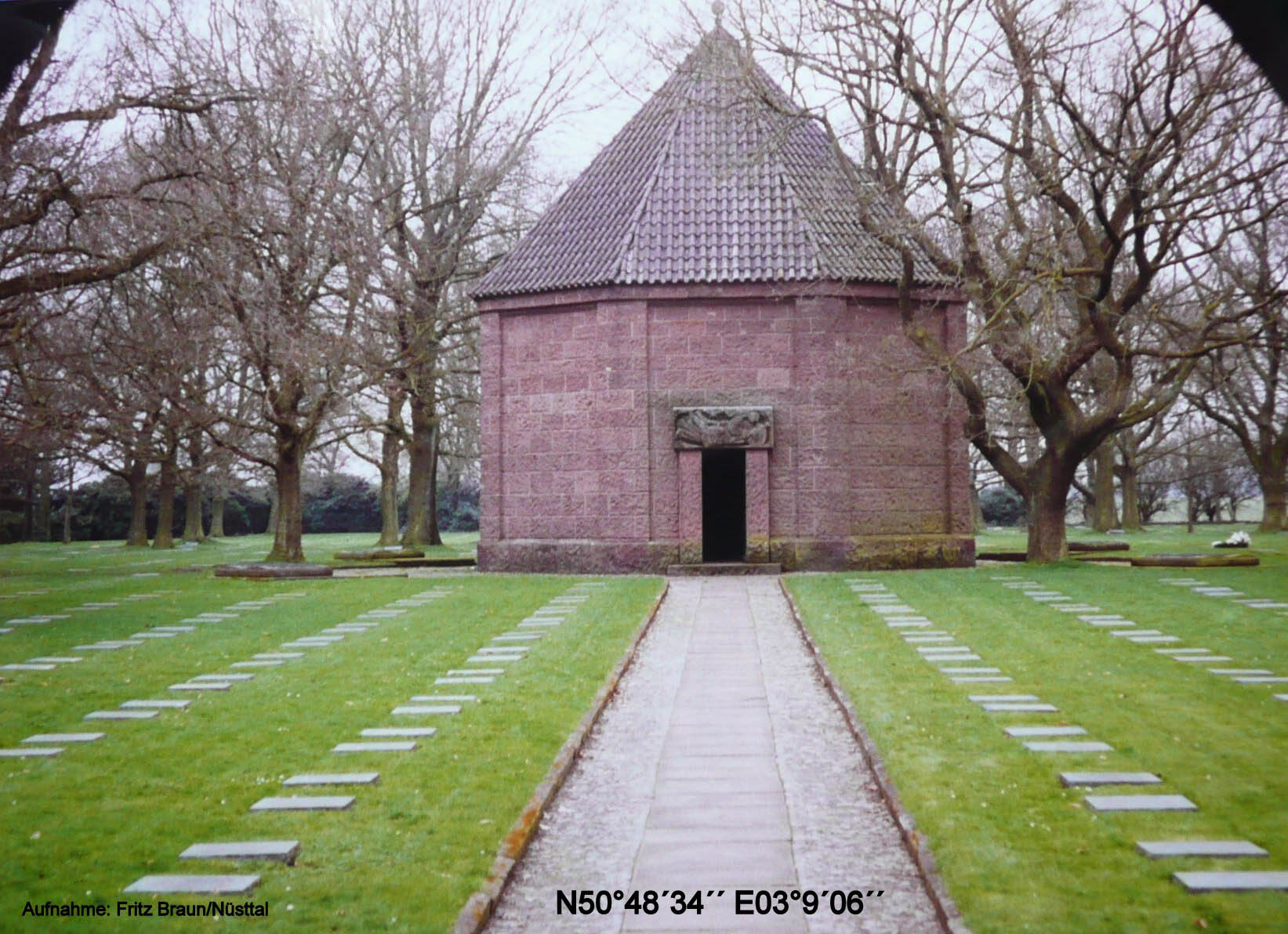 Deutscher Soldatenfriedhof Menen